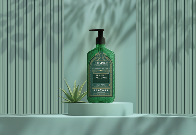 Nettoyant pour le visage à l'huile d'arbre à thé avec Neem et Aloe Vera, 150 ml